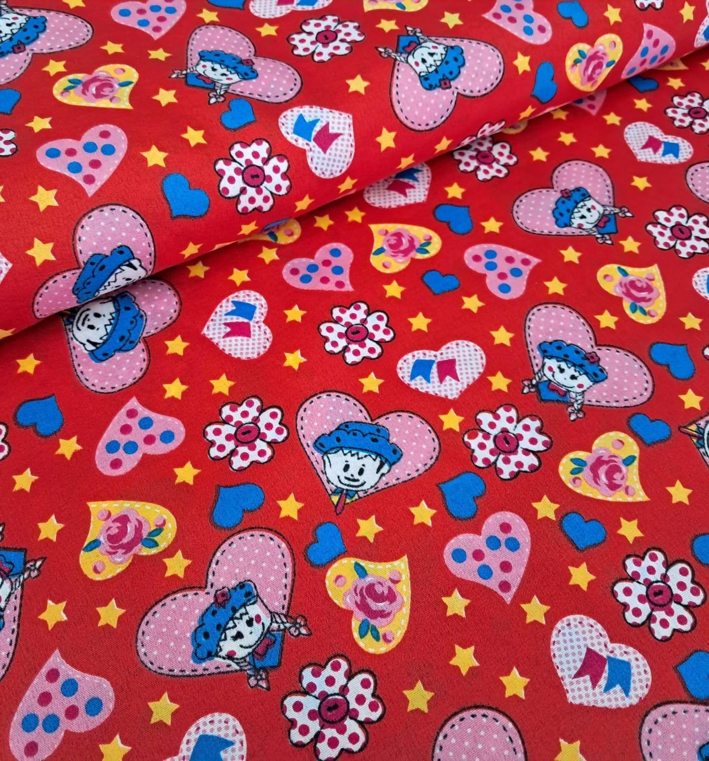 TECIDO CHITA 100% POLIESTER CAIPIRINHA CORAÇÃO FD VERMELHO  - Cópia (1)