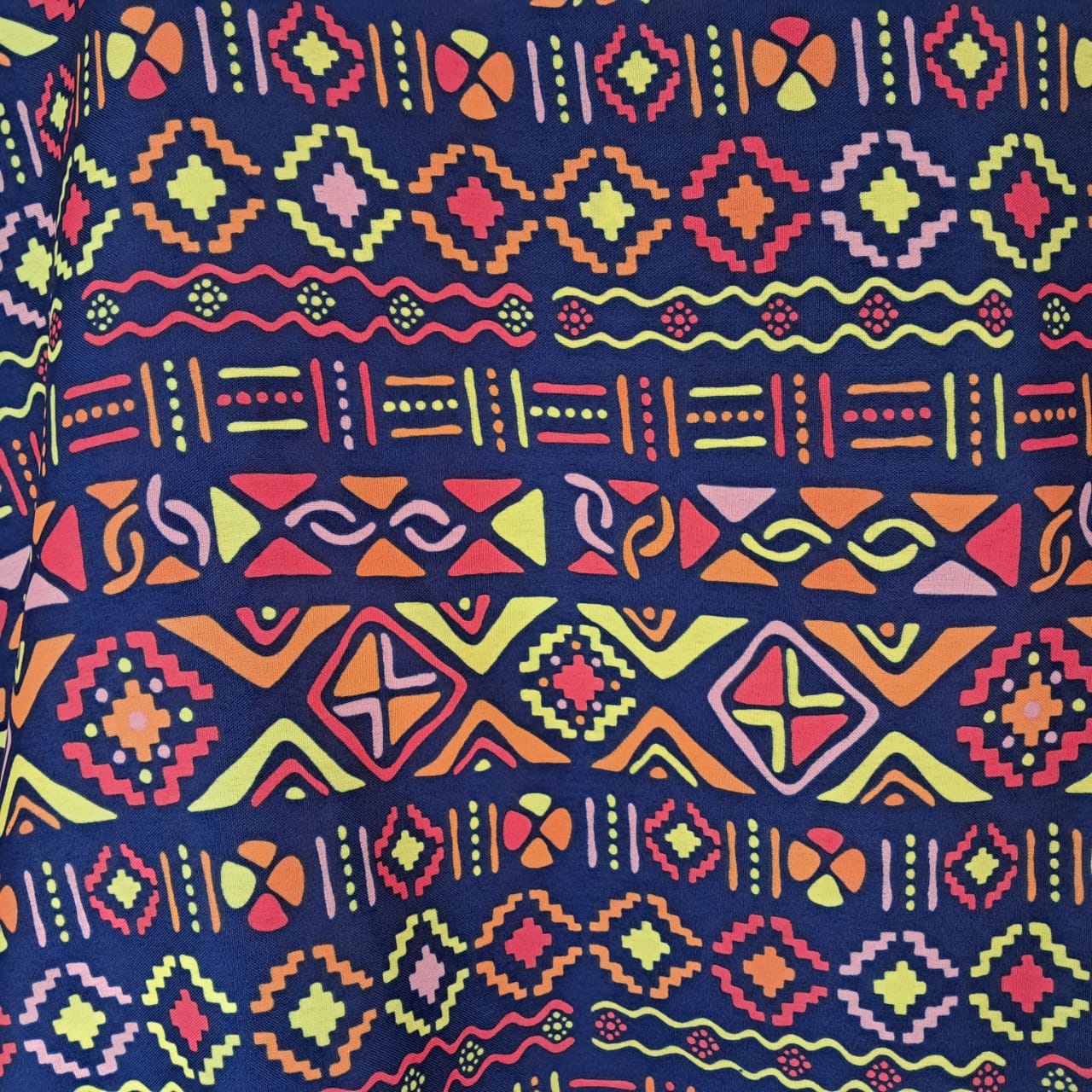 TECIDO OXFORD 100% POLIÉSTER ESTAMPADO ÉTNICO AFRICANO TRIBAL FD AZUL MARINHO - Cópia (1)