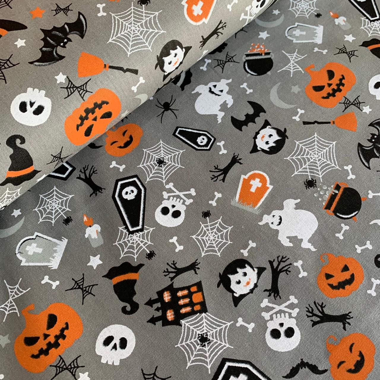 TECIDO TRICOLINE ESTAMPADO 100% ALGODÃO COLEÇÃO HALLOWEEN CINZA