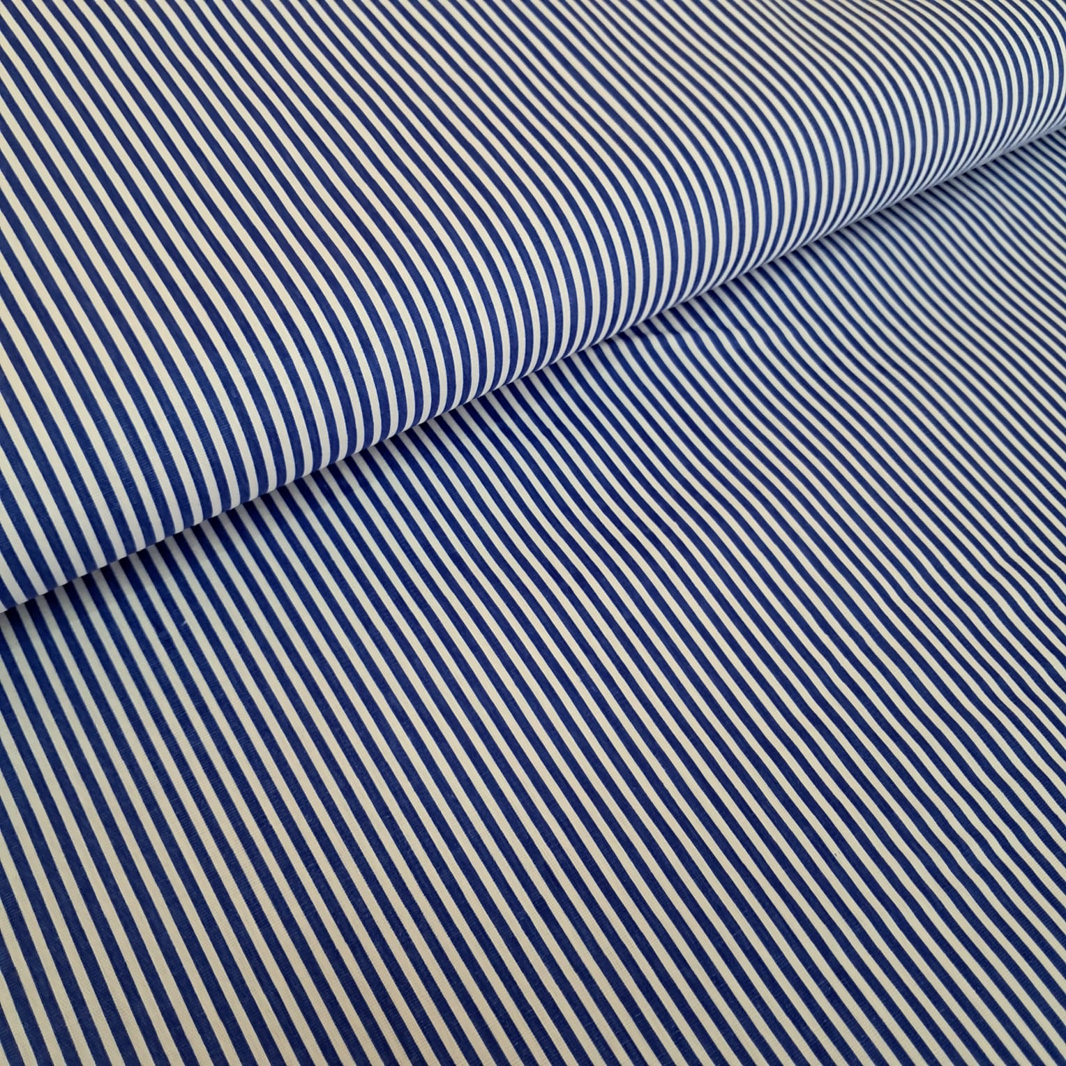 TECIDO TRICOLINE ESTAMPADO 100% ALGODÃO PERIPAN LISTRADO AZUL MARINHO E BRANCO 