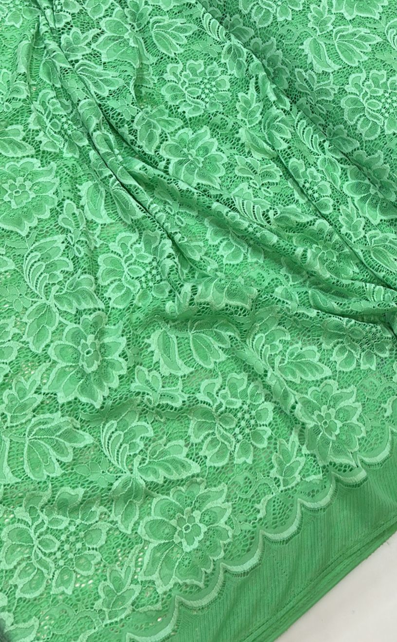 TECIDO RENDA COM ELASTANO VERDE