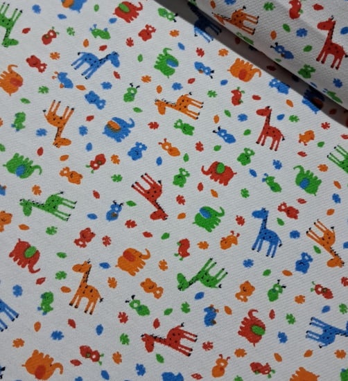 TECIDO FLANELA SÃO JOANENSE INFANTIL 100% ALGODÃO GIRRAFAS 