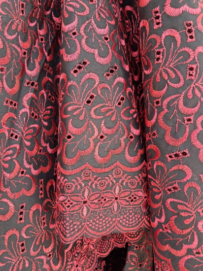 TECIDO LESE BORDADA COM BARRADO  FD PRETO 