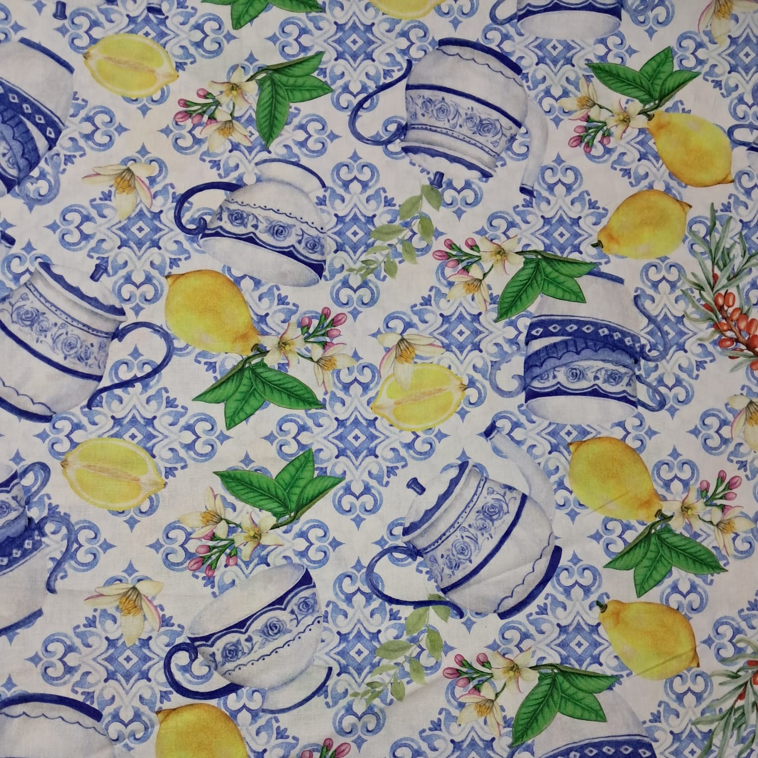 TECIDO TRICOLINE ESTAMPADO 100% ALGODÃO XICARAS