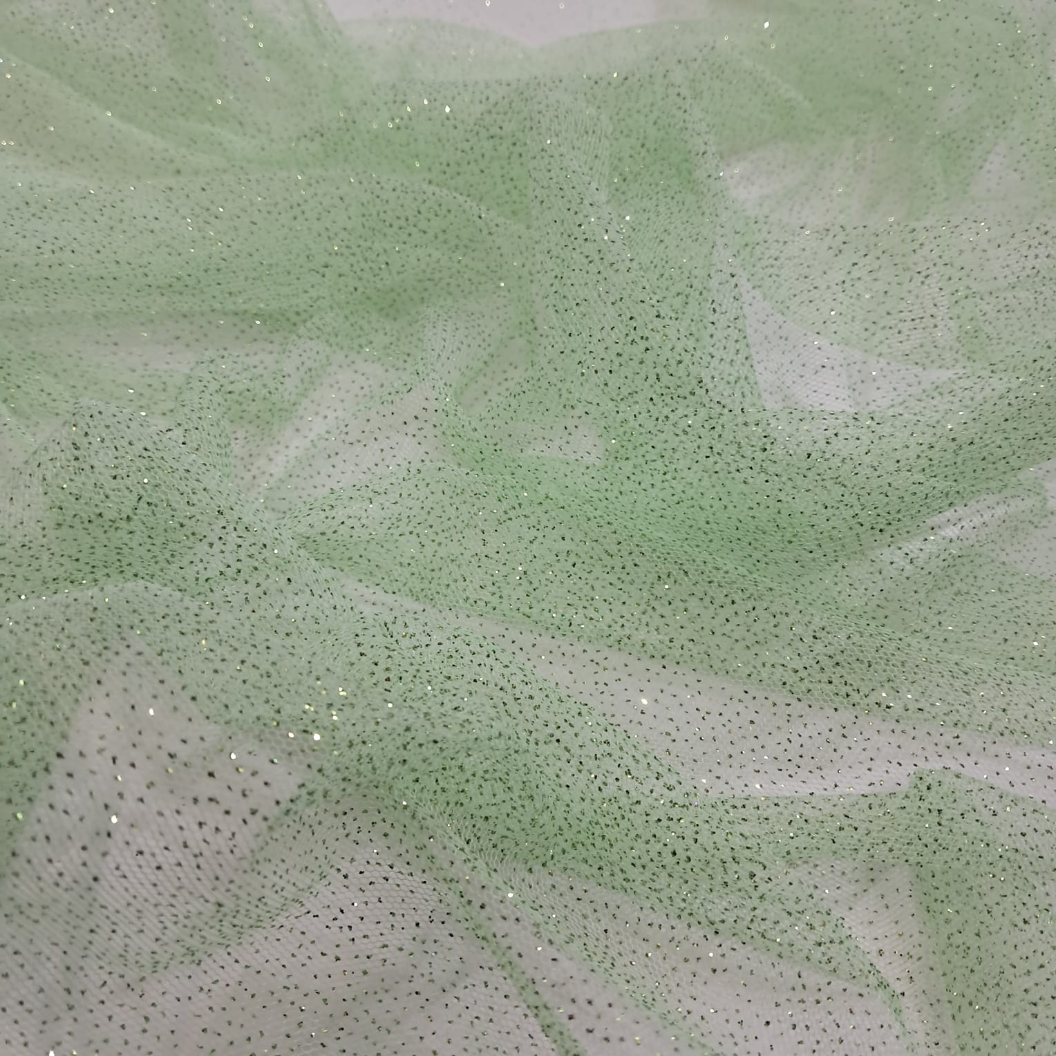 TULE COM GLITTER 100% POLIÉSTER VERDE CLARO